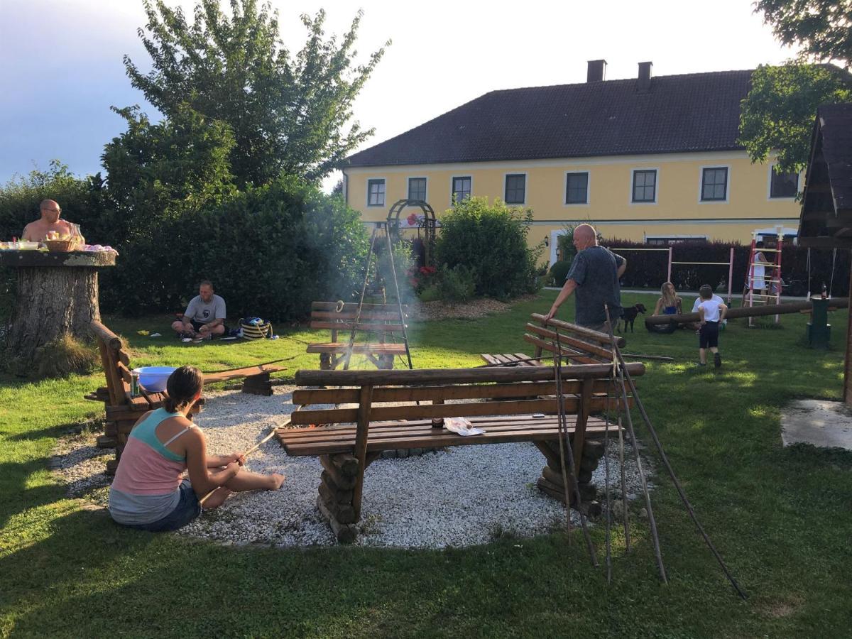 Familienbauernhof Strassbauer Villa Steinakirchen Am Forst Exteriör bild